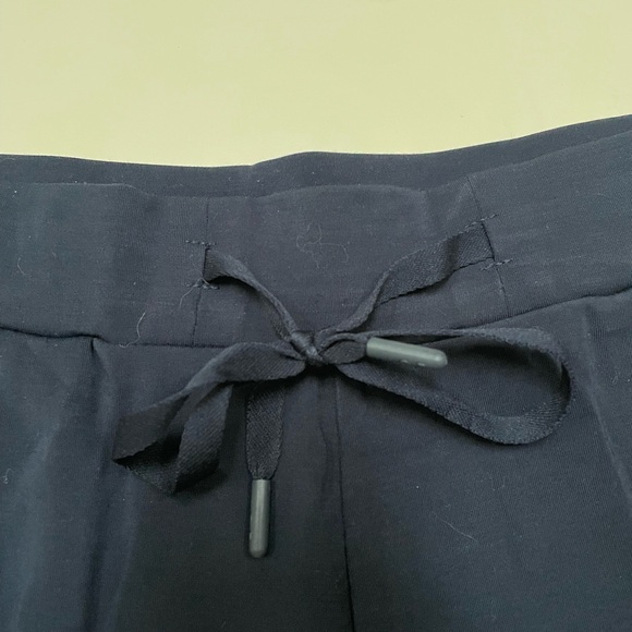 Cozy Earth Bamboo Shorts - Picture 2 of 7